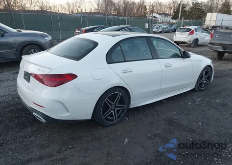 2022 Mercedes-Benz C 300 4Matic z USA, uszkodzony, nr VIN W1KAF4HB9NR043468